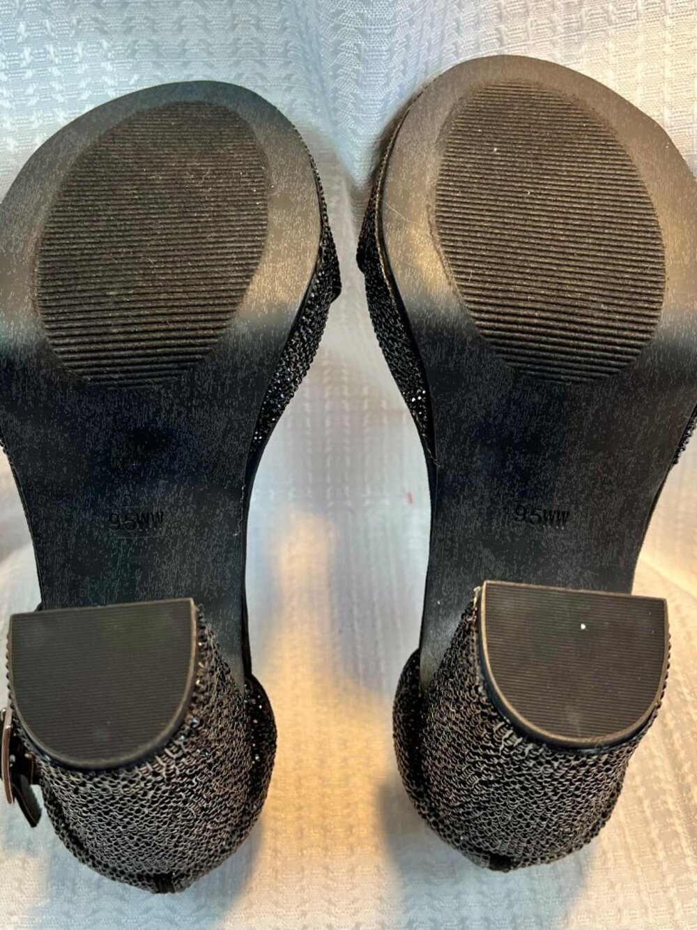 Torrid Rhinestone Embellished Platform Tapered Heel Sandal size 9.5 WW - Picture 6 of 6